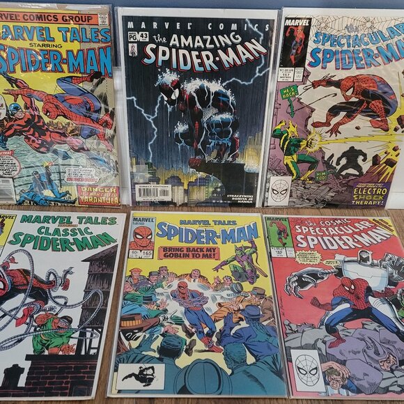 Spider-man comics - Picture 1 of 7